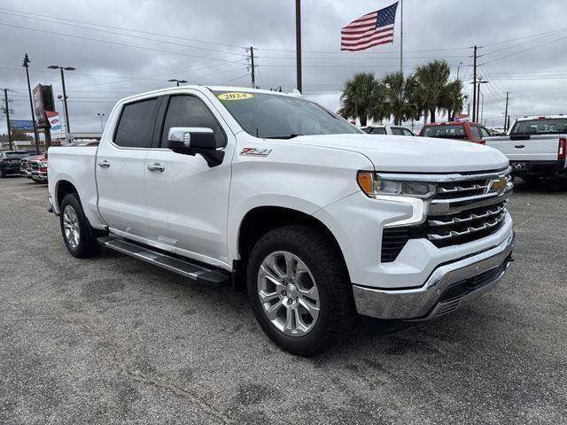 Used 2024 Chevrolet Silverado 1500 LTZ w/ LTZ Premium Package image 16