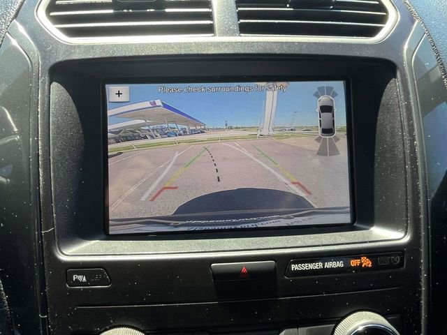 Certified 2019 Ford Explorer XLT w/ Equipment Group 202A image 18