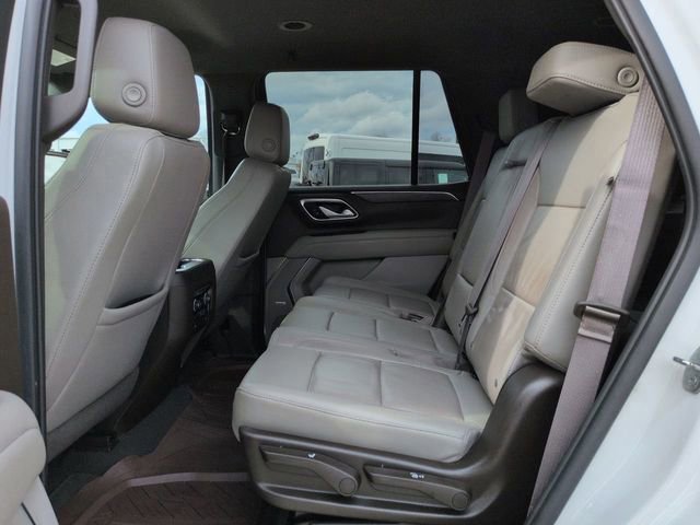 Used 2022 Chevrolet Tahoe LT w/ Luxury Package image 14