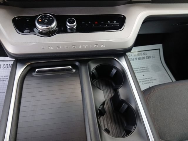 Certified 2025 Ford Expedition Max Active RWD image 21