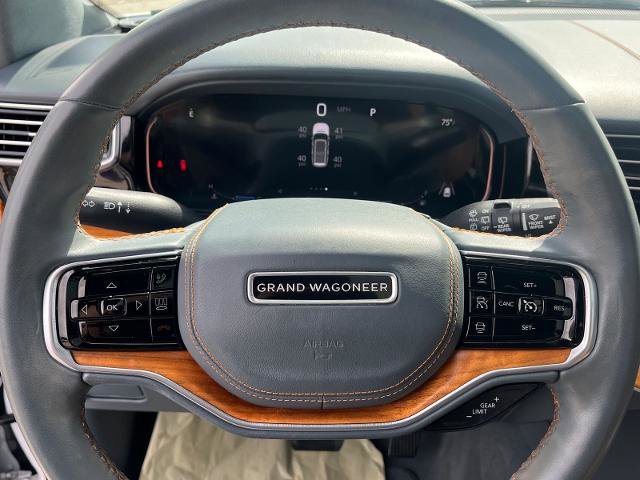 Used 2022 Jeep Grand Wagoneer Series II w/ Premium Group II AWD/4WD image 13