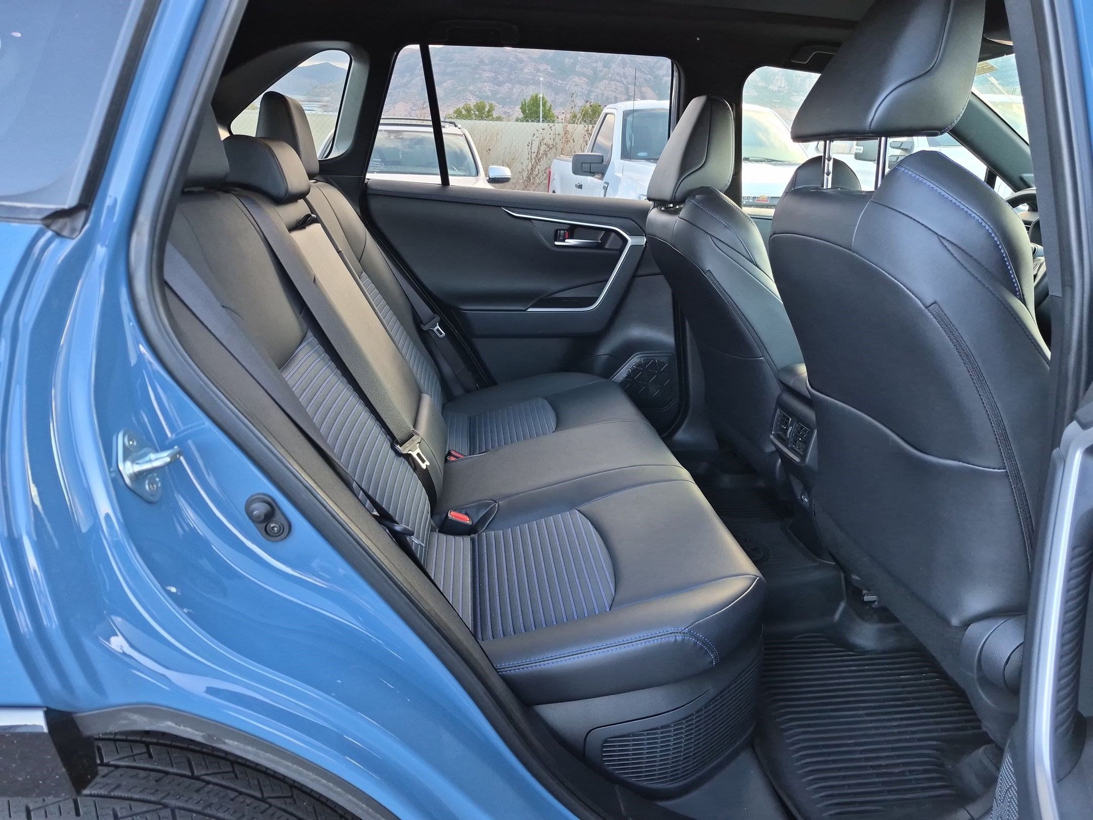 Used 2024 Toyota RAV4 XSE w/ Advanced Technology Package AWD/4WD image 33