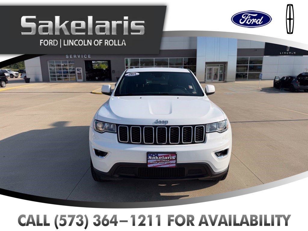 Used 2021 Jeep Grand Cherokee Laredo w/ Security & Convenience Group AWD/4WD image 2