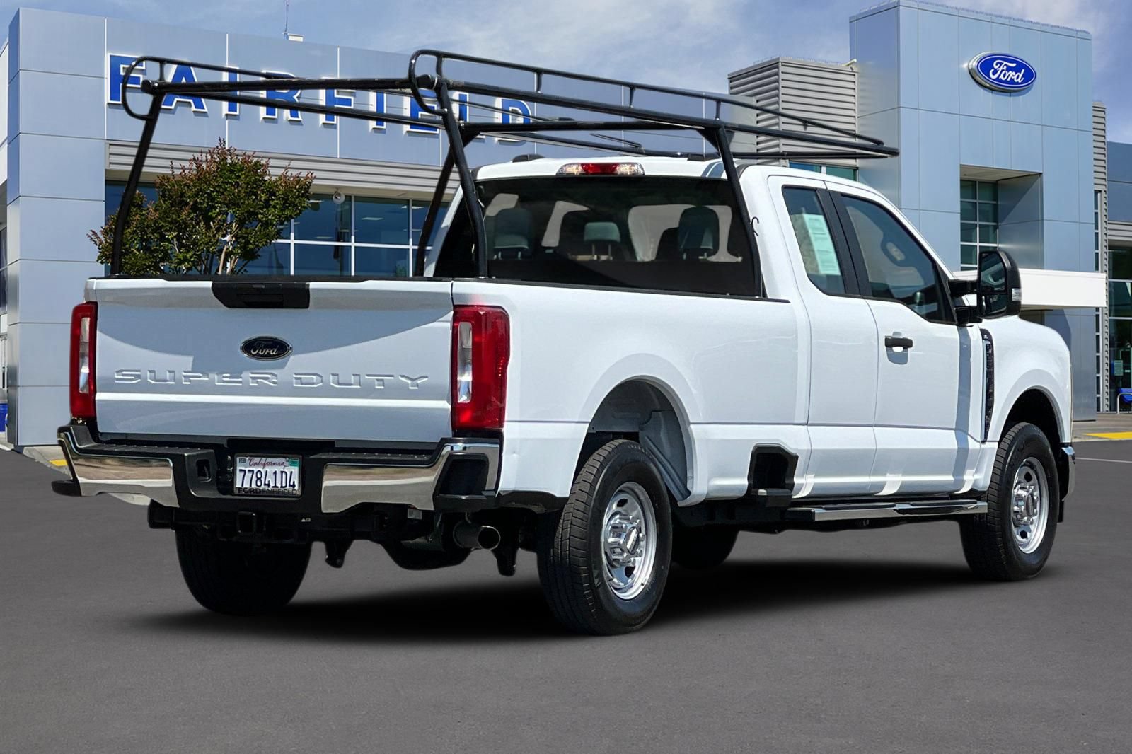 Certified 2024 Ford F250 XL w/ XL Chrome Package RWD image 2