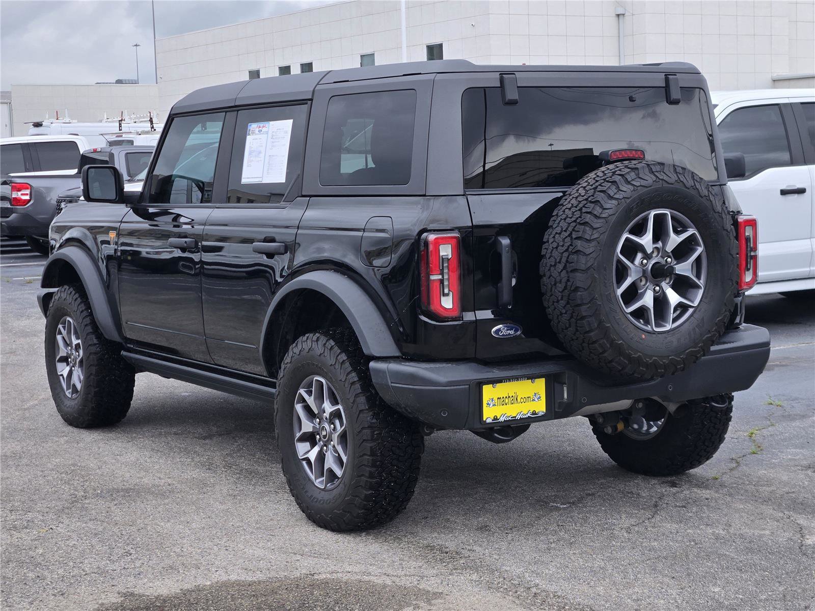 Certified 2023 Ford Bronco Badlands AWD/4WD image 7