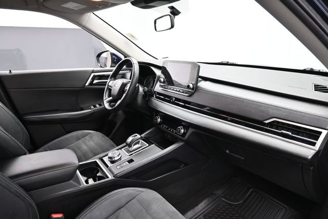 Used 2023 Mitsubishi Outlander SE FWD image 33