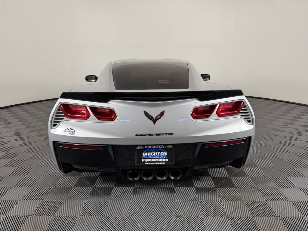 Used 2019 Chevrolet Corvette Stingray Coupe RWD image 4