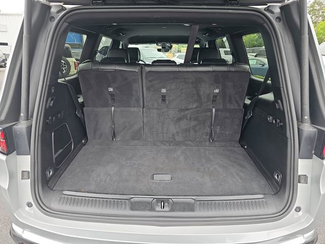 Used 2024 Jeep Wagoneer Series II w/ Flexible Seating Group RWD image 15