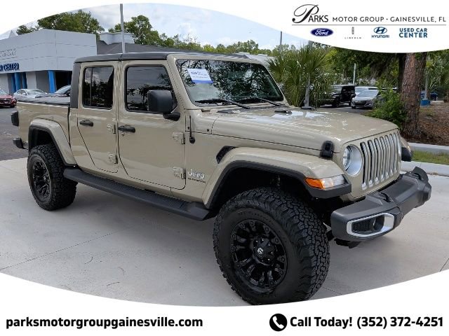 Used 2020 Jeep Gladiator Overland w/ Popular Equipment Package AWD/4WD image 1