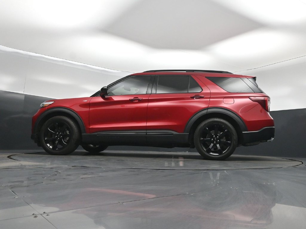 Certified 2024 Ford Explorer ST-Line w/ Class IV Trailer Tow Package RWD image 8