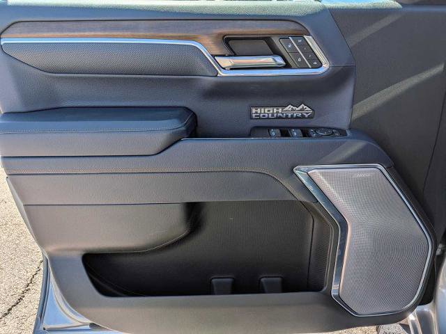 Used 2023 Chevrolet Silverado 1500 High Country w/ High Country Premium Package AWD/4WD image 16