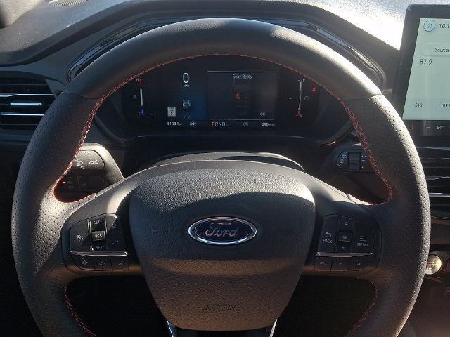Certified 2025 Ford Escape ST-Line w/ Tech Pack #1 AWD/4WD image 19
