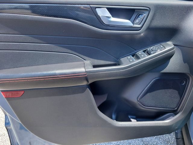 Certified 2024 Ford Escape ST-Line w/ Tech Pack #1 FWD image 15
