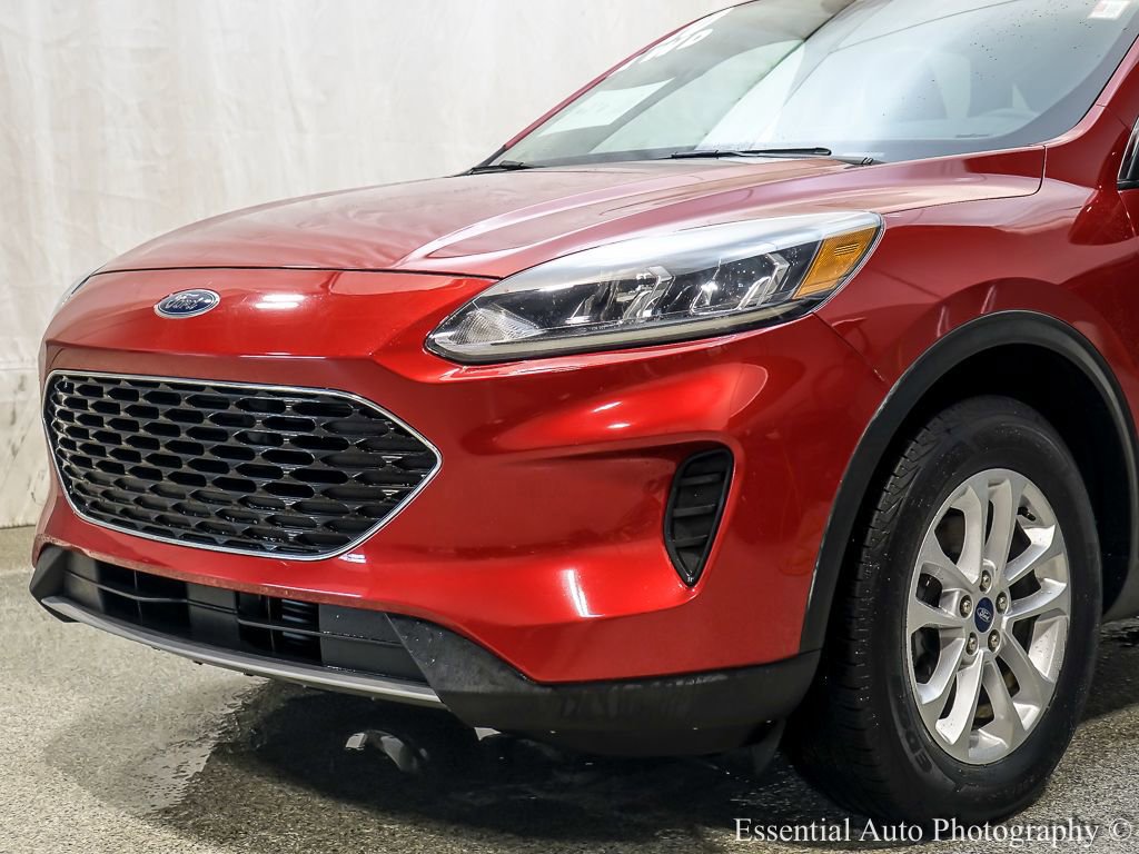 Certified 2020 Ford Escape SE AWD/4WD image 3