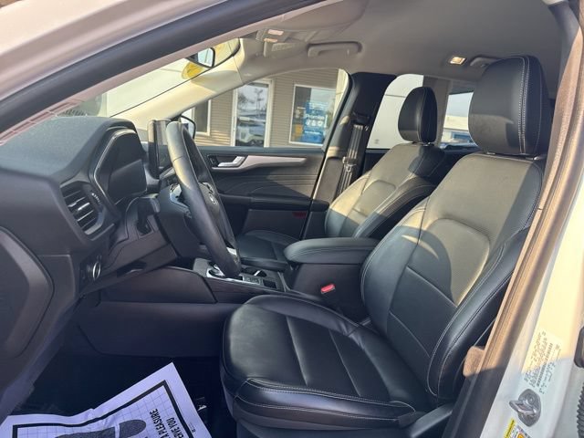 Certified 2023 Ford Escape Platinum AWD/4WD image 12