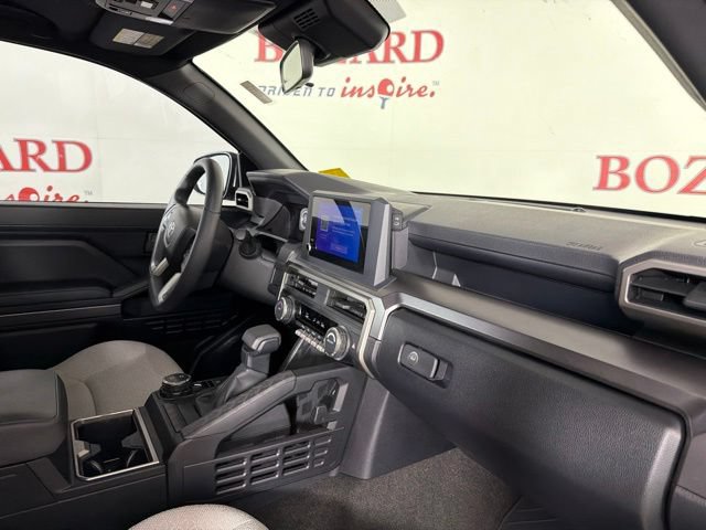 Used 2025 Toyota 4Runner SR5 AWD/4WD image 17