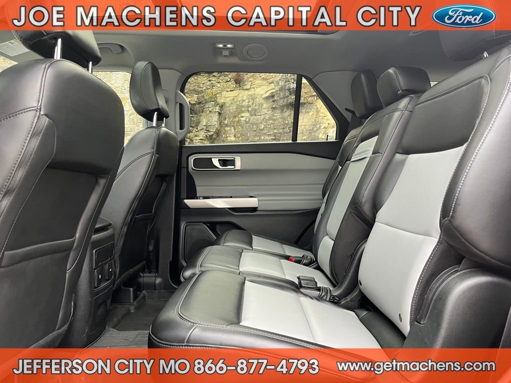 Certified 2022 Ford Explorer XLT w/ Equipment Group 202A image 13