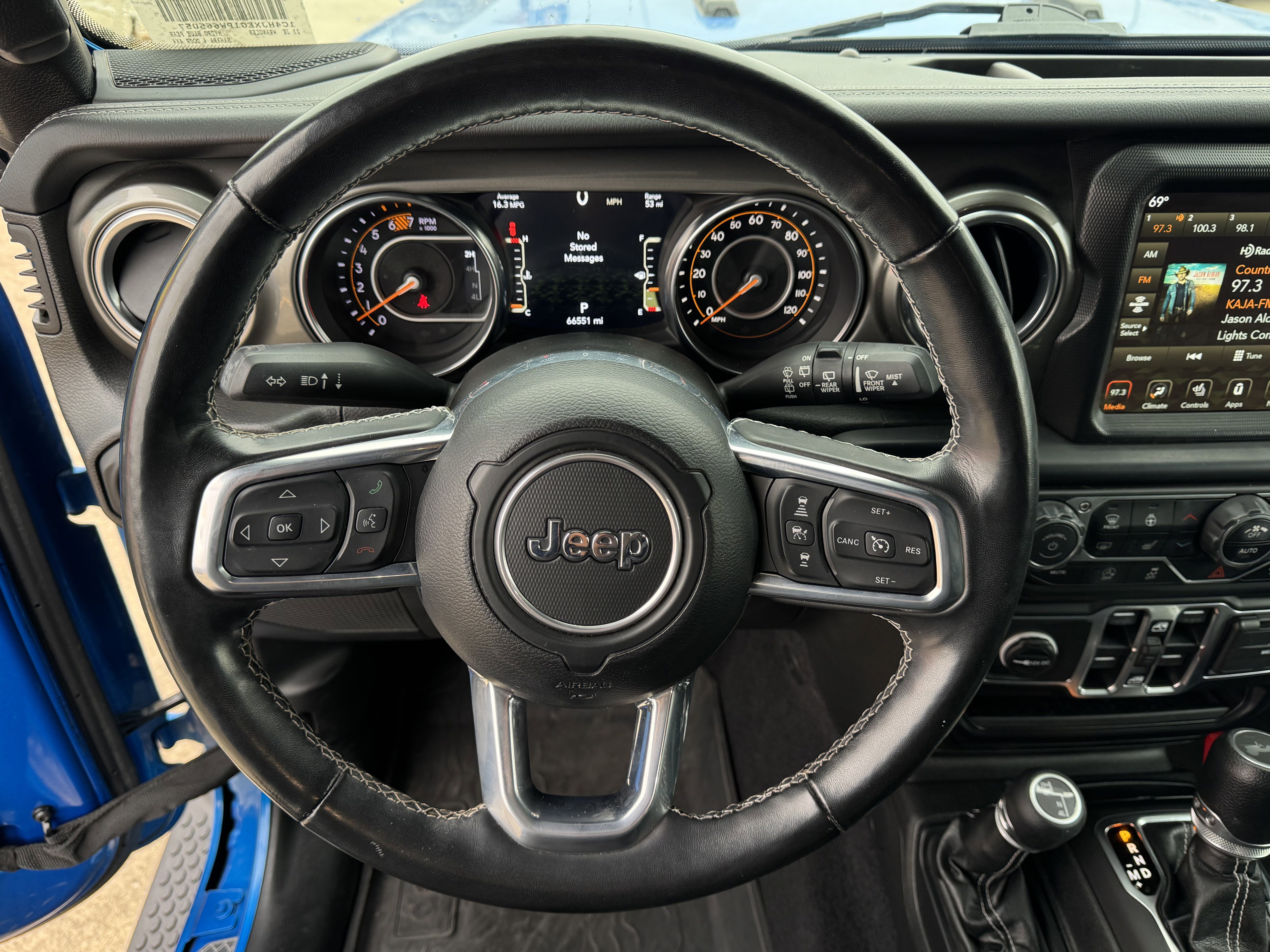 Used 2023 Jeep Wrangler Sahara w/ Safety Group image 18