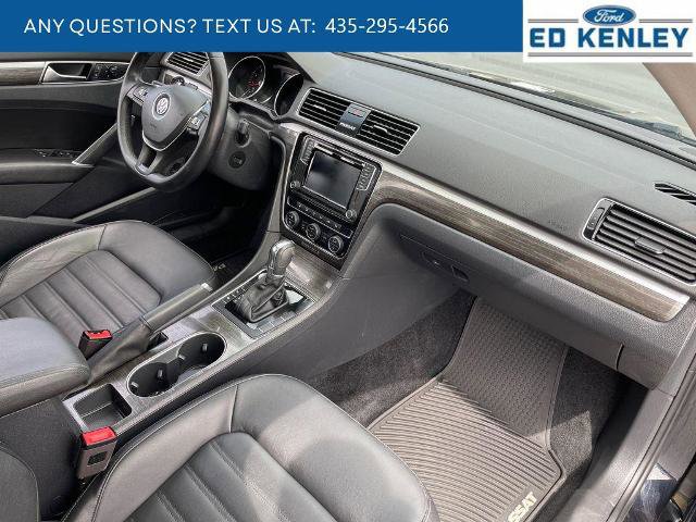 Used 2018 Volkswagen Passat 2.0T SEL Premium FWD image 26