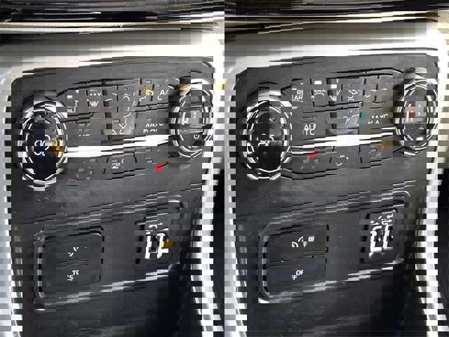 Certified 2019 Ford EcoSport Titanium image 16