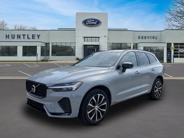 Used 2025 Volvo XC60 B5 Plus AWD/4WD image 1