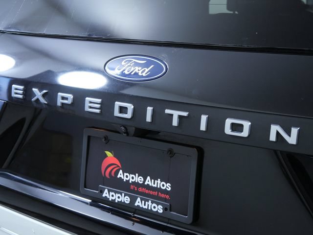 Certified 2025 Ford Expedition Active AWD/4WD image 9