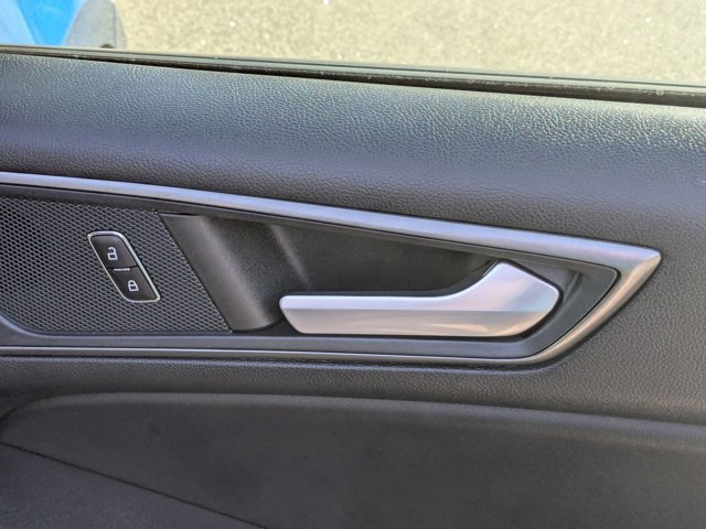 Certified 2023 Ford Edge SE w/ Black Appearance Package image 35