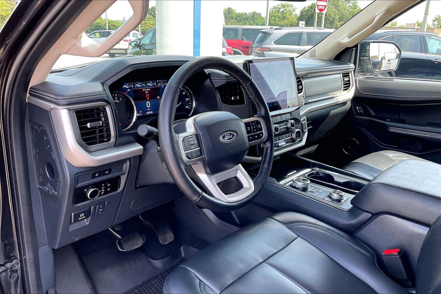 Certified 2024 Ford Expedition XLT AWD/4WD image 12