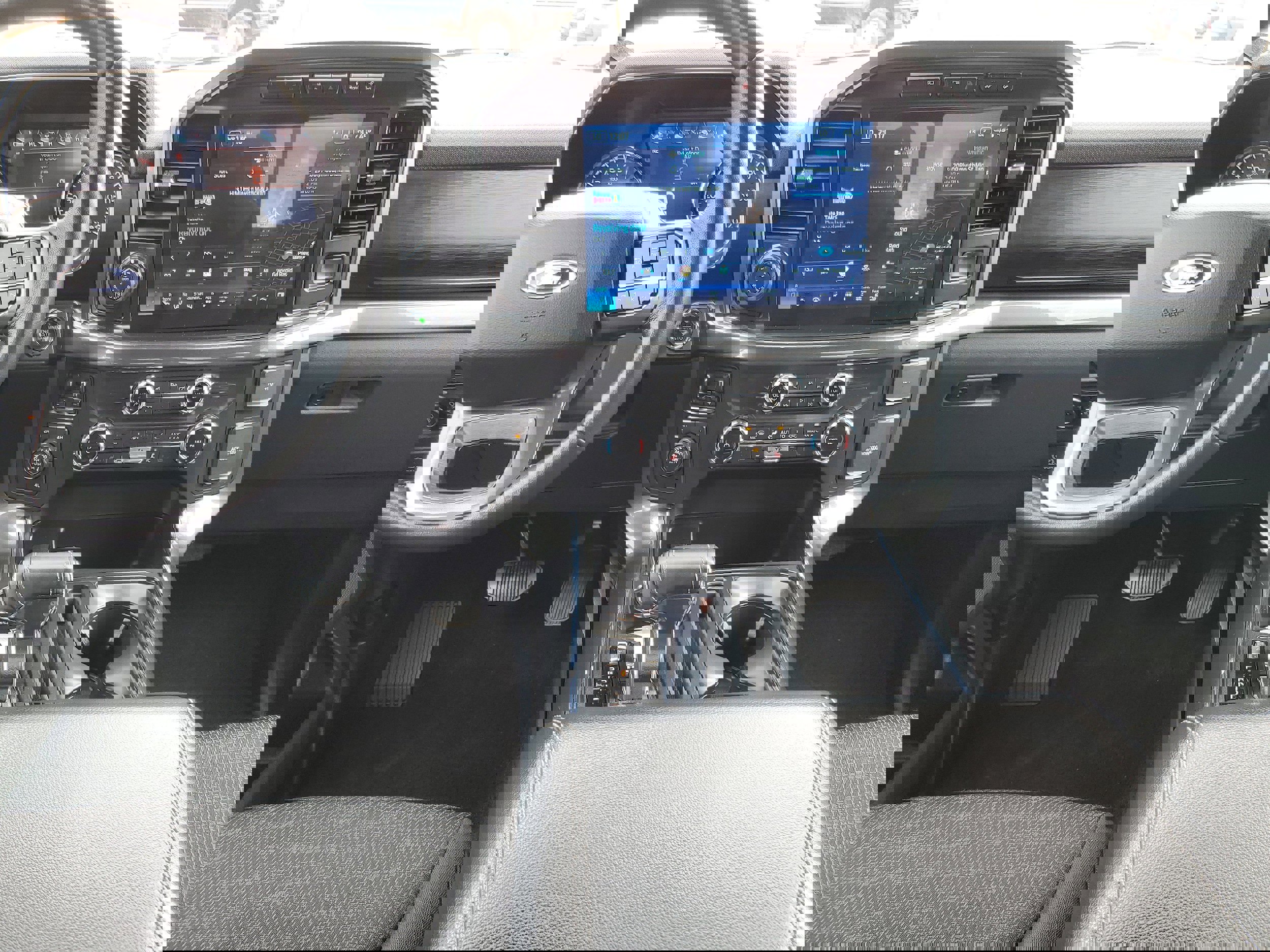 Certified 2022 Ford F150 XLT w/ Equipment Group 302A High image 17