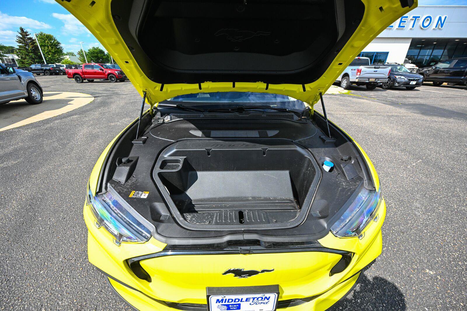 Certified 2025 Ford Mustang Mach-E Premium AWD/4WD image 17