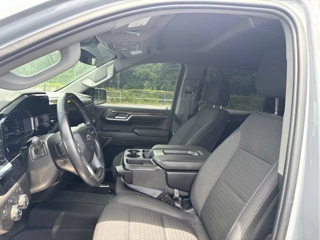 Used 2024 Chevrolet Silverado 1500 RST AWD/4WD image 9