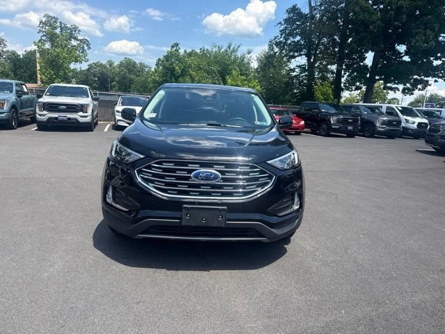 Certified 2022 Ford Edge SEL w/ Convenience Package AWD/4WD image 2