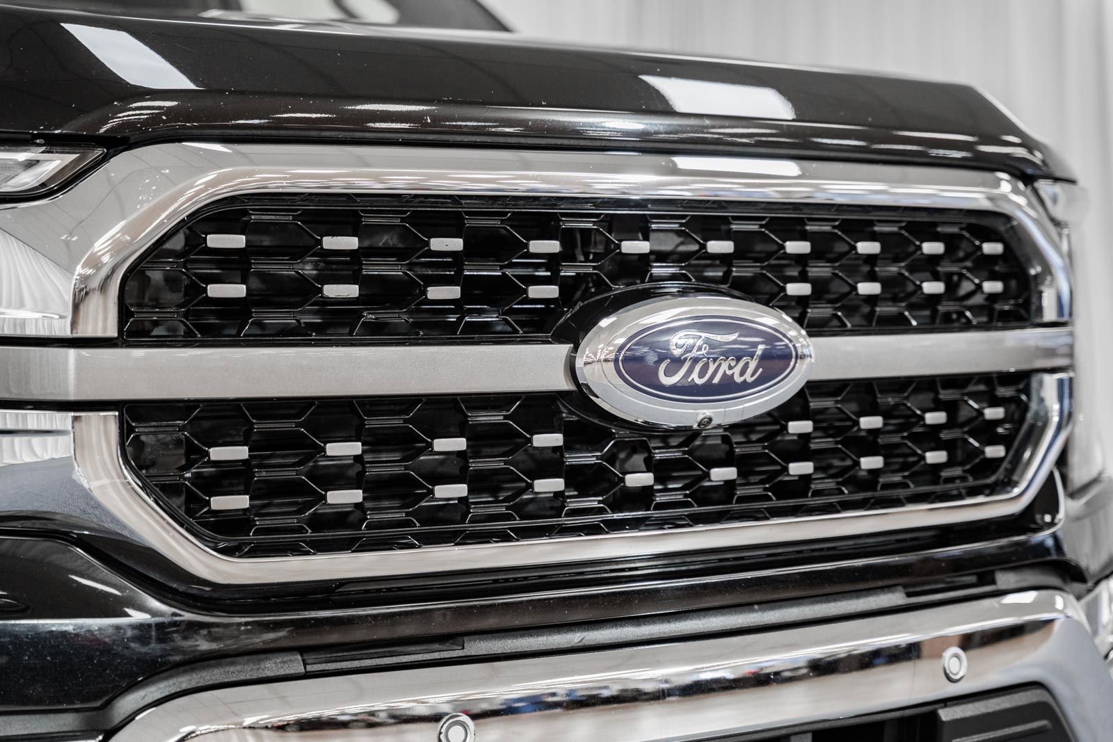 Certified 2022 Ford F150 King Ranch w/ Equipment Group 601A High image 7