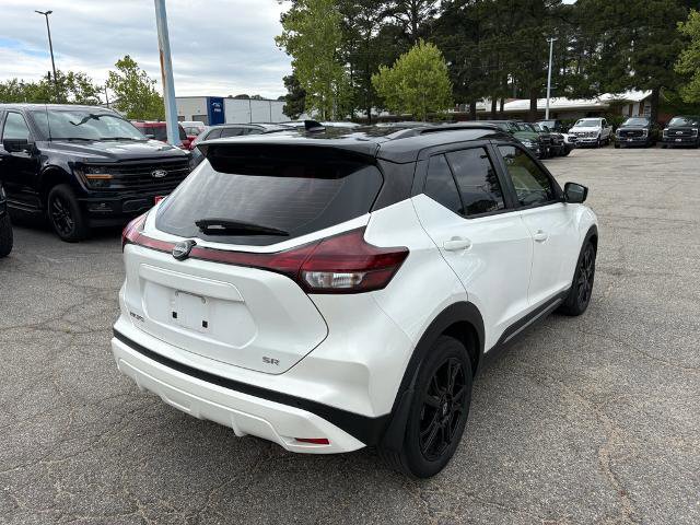 Used 2022 Nissan Kicks SR w/ Premium Package FWD image 5