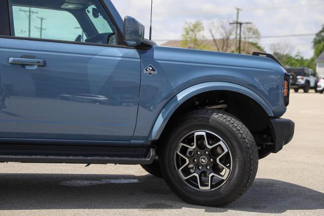 Certified 2025 Ford Bronco Outer Banks AWD/4WD image 6