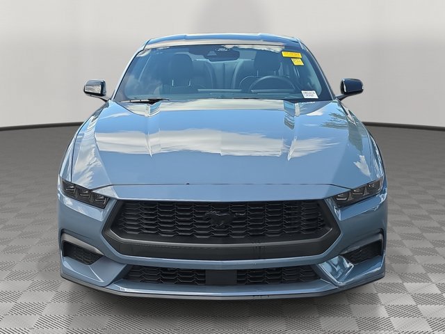 Certified 2025 Ford Mustang Coupe RWD image 2