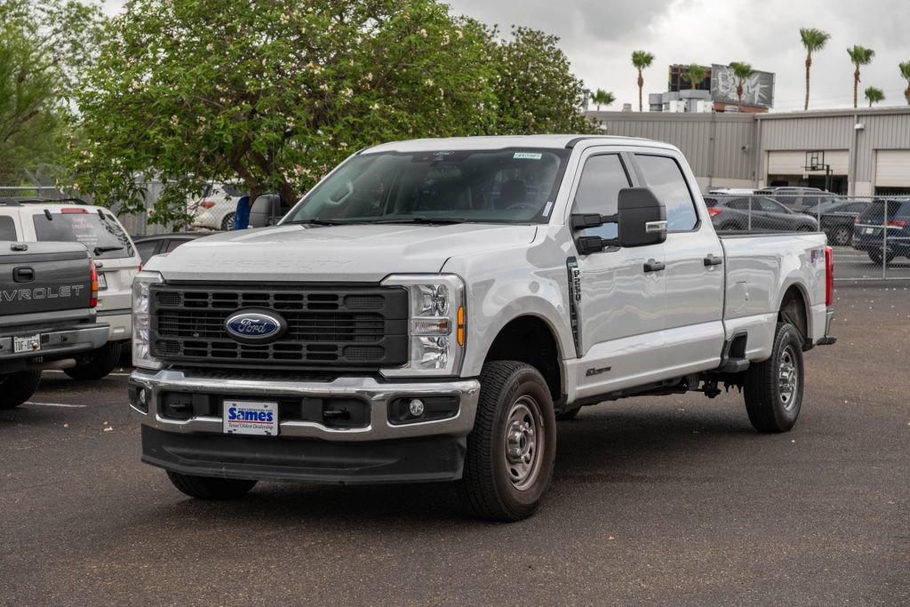 Certified 2025 Ford F250 XL AWD/4WD image 3