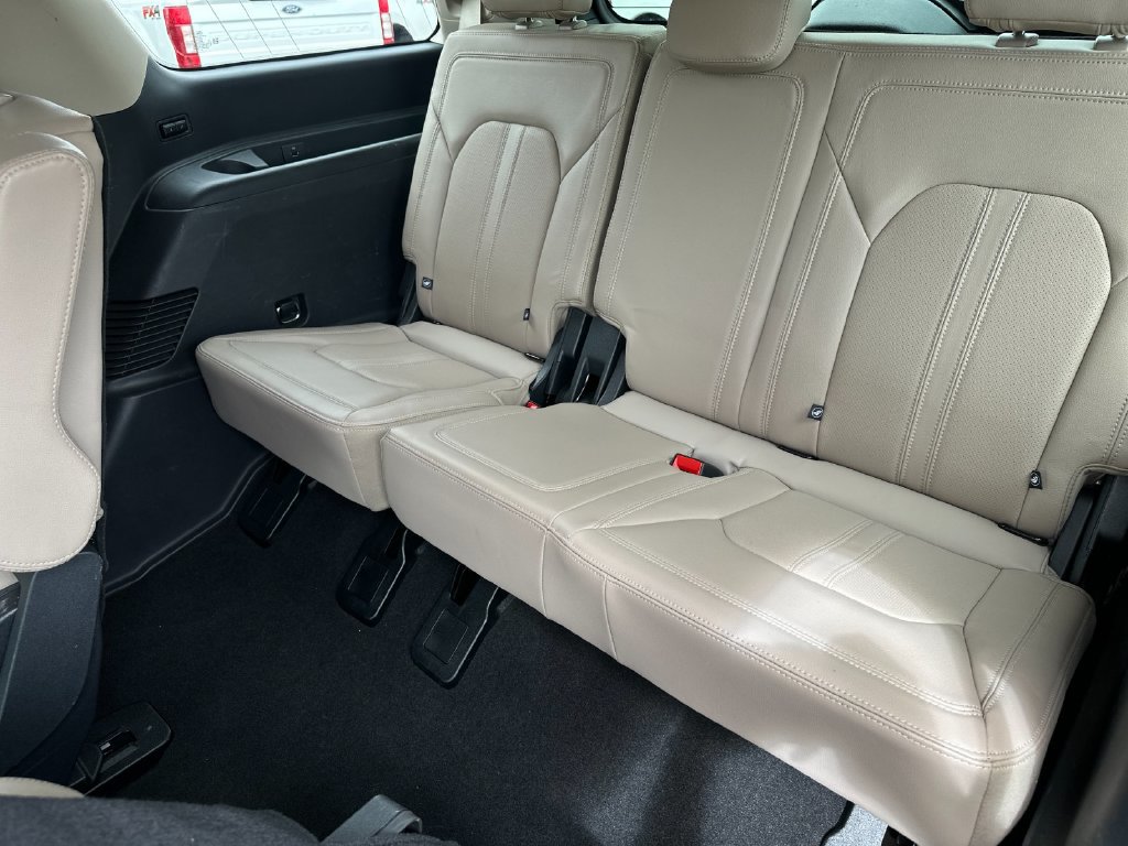 Certified 2023 Ford Expedition Limited RWD image 14