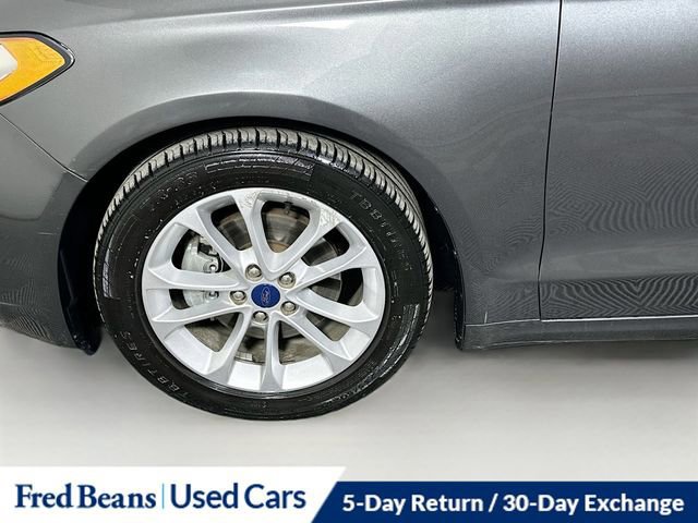 Certified 2020 Ford Fusion SE image 34