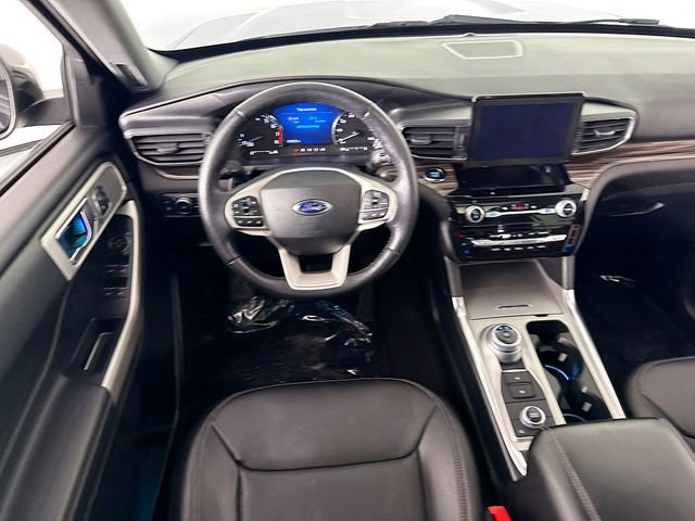 Certified 2021 Ford Explorer Limited w/ Hybrid Equipment Group 310A image 24