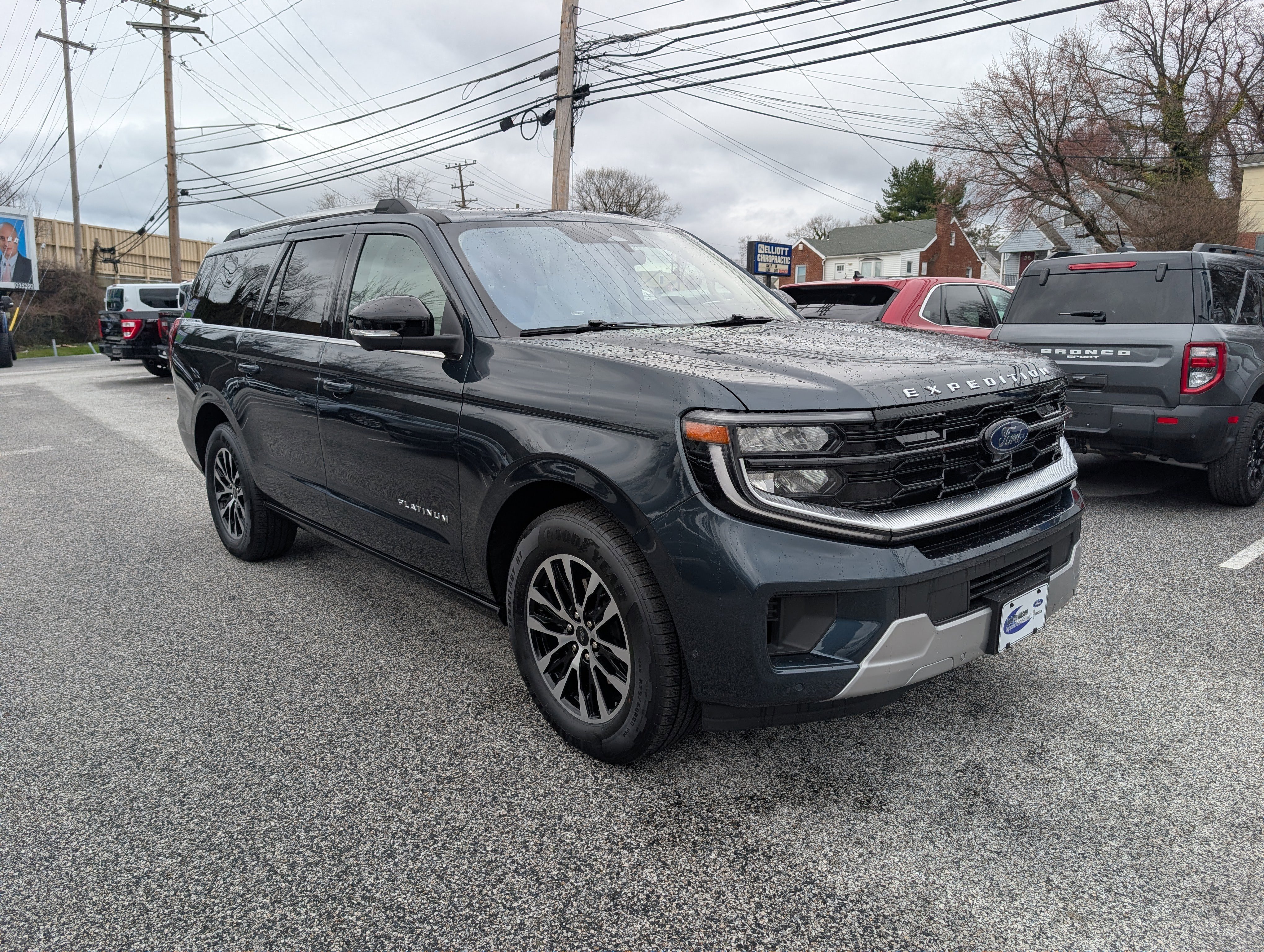 Certified 2025 Ford Expedition Max Platinum AWD/4WD image 9