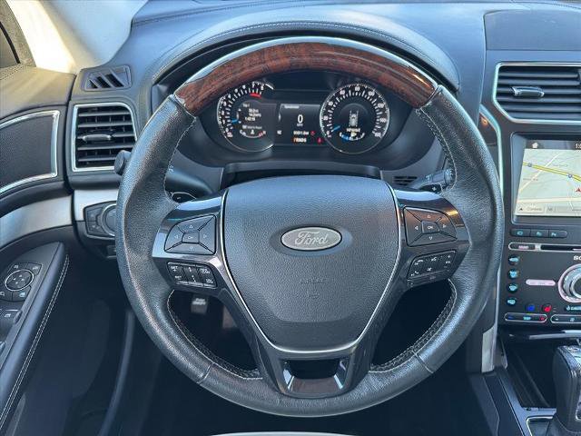 Certified 2018 Ford Explorer Platinum image 12