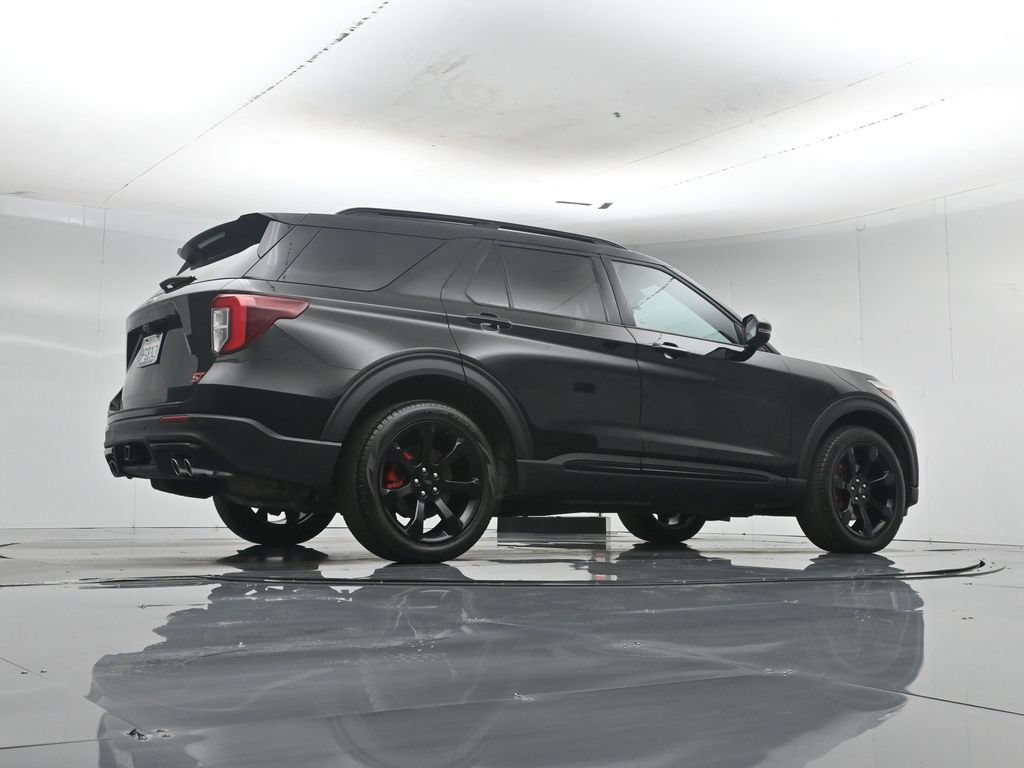 Certified 2023 Ford Explorer ST w/ Equipment Group 401A AWD/4WD image 7