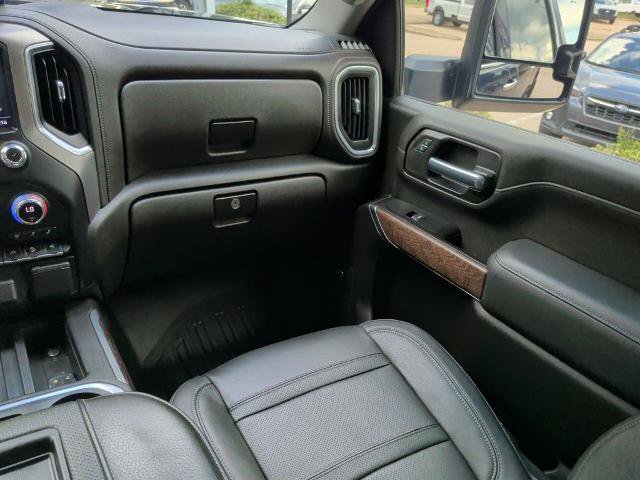 Used 2022 GMC Sierra 2500 Denali w/ Denali Ultimate Package AWD/4WD image 12
