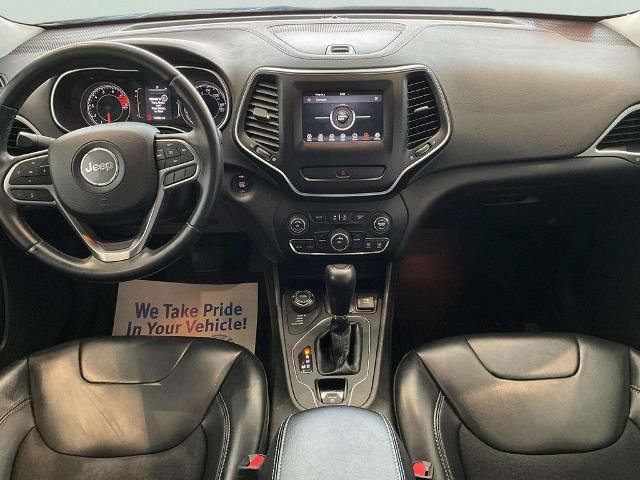 Used 2019 Jeep Cherokee Latitude Plus AWD/4WD image 25