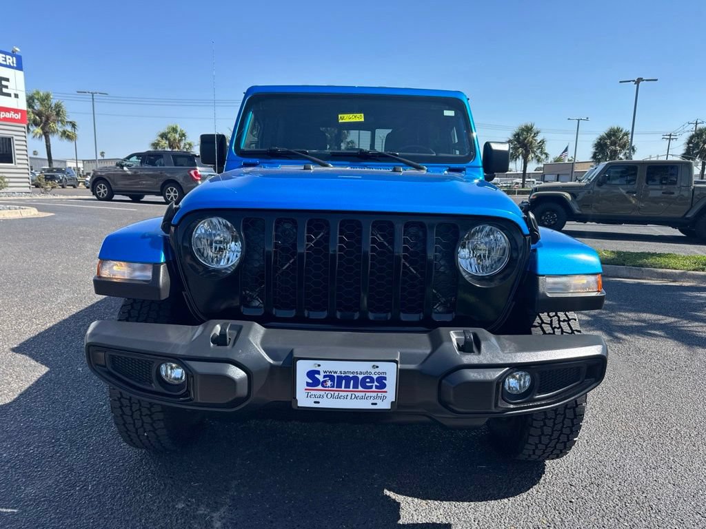 Used 2022 Jeep Gladiator Sport AWD/4WD image 7