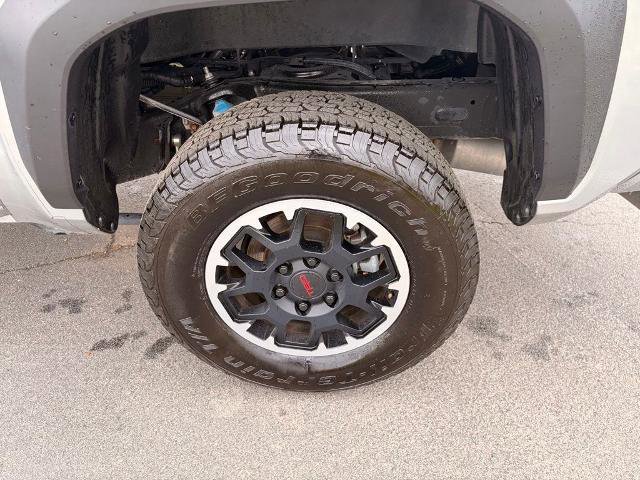 Used 2024 Toyota Tacoma TRD Off-Road AWD/4WD image 29