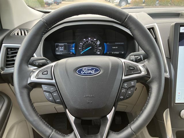 Certified 2024 Ford Edge Titanium image 27