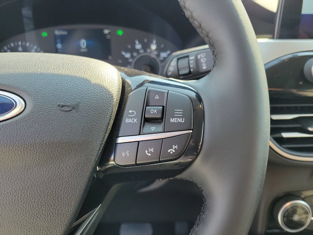Certified 2022 Ford Escape SE w/ Cold Weather Package AWD/4WD image 25