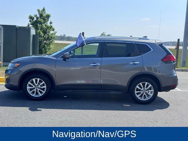 Used 2017 Nissan Rogue SV w/ SV Premium Package FWD image 3